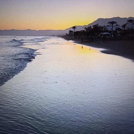 Apartment Elviria Beauty By The Sea